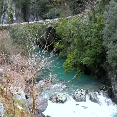 Hotel Garganta del Cares-3